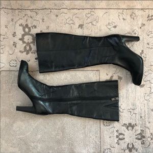 Antonio Melani Black Leather Boots - size 7